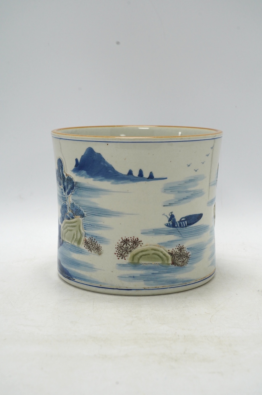 A large Chinese underglaze blue and copper red brush pot, 17cm high. Condition - good